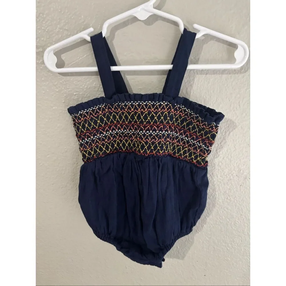 ❤️Old Navy Sleeveless Smocked Bodice Romper 6-12M